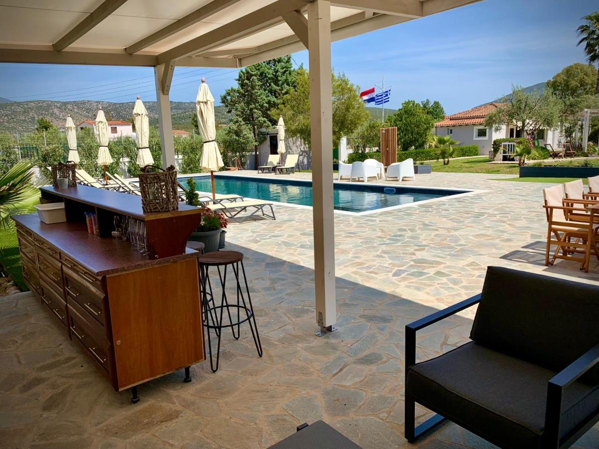 Villa Hylas Luxury Bed & Breakfast Kilada Exterior photo