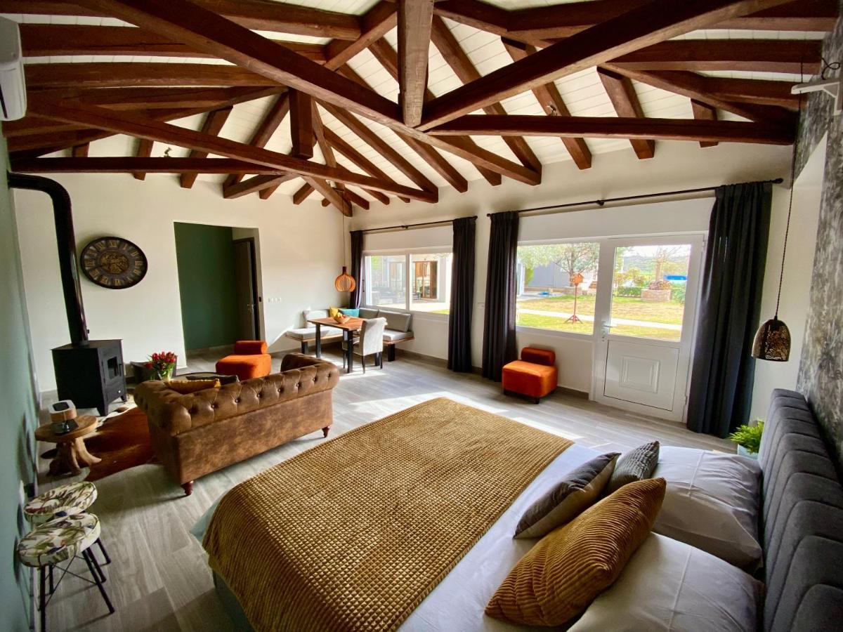 Villa Hylas Luxury Bed & Breakfast Kilada Exterior photo